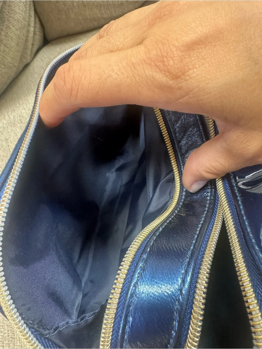 Cle de Peau makeup bag Patent Cosmetic / Makeup Pouch
